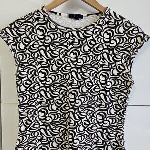 Gap Travel Anywhere Swirl Design